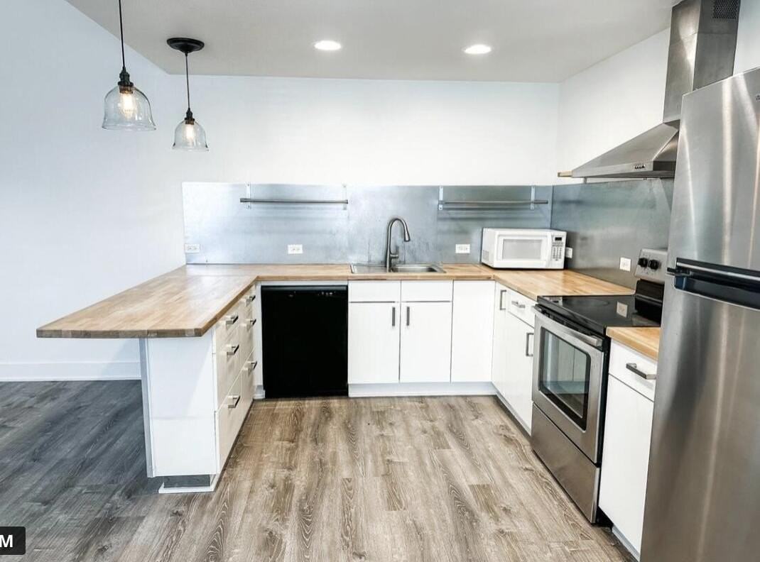 1590 Adams Street - Photo 2 of 7