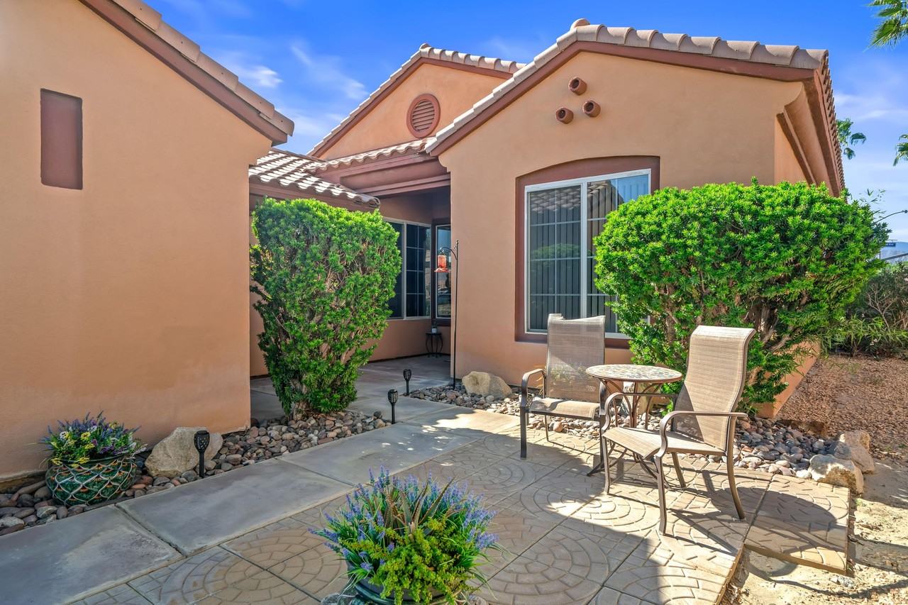 44129 Royal Troon Dr - Photo 2 of 49