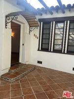 featured image of 449 N Sweetzer Ave