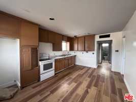 featured image of 11916 Long Beach Blvd