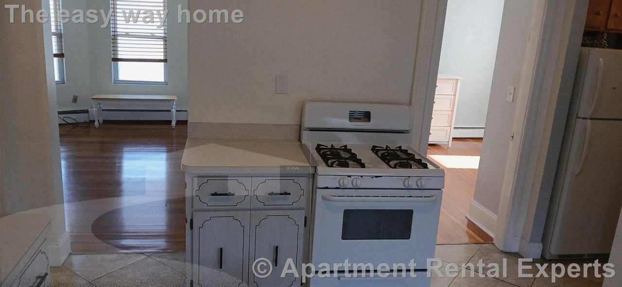 300 Park Ave #2 - Photo 7 of 10