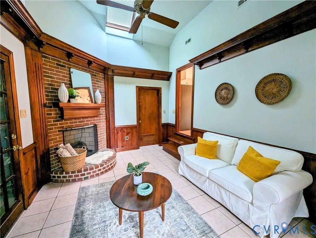 8401 Bronwood Road - Photo 7 of 11