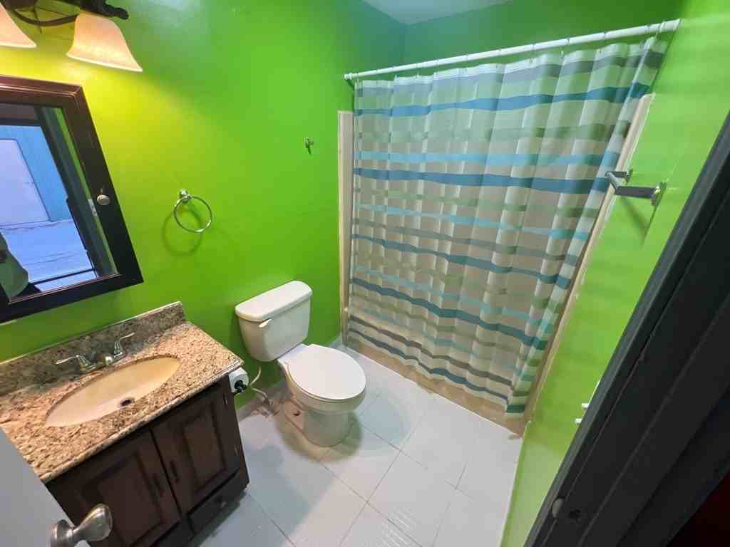 269 1/2 N Ceylon St - Photo 3 of 4