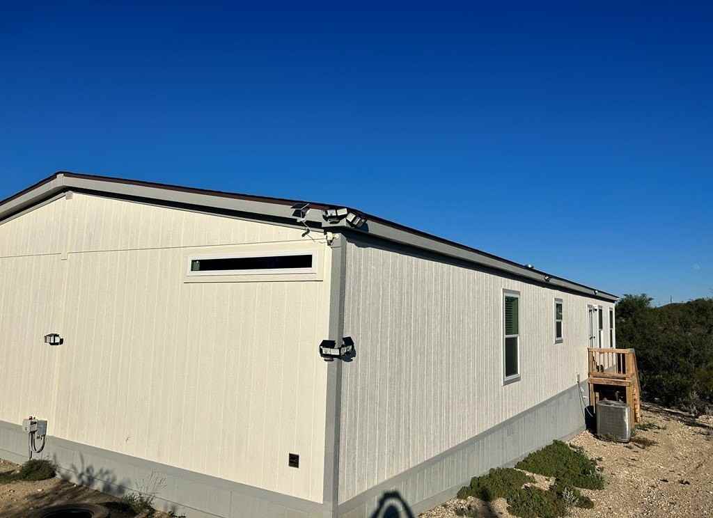 348 Remington Dr - Photo 3 of 33