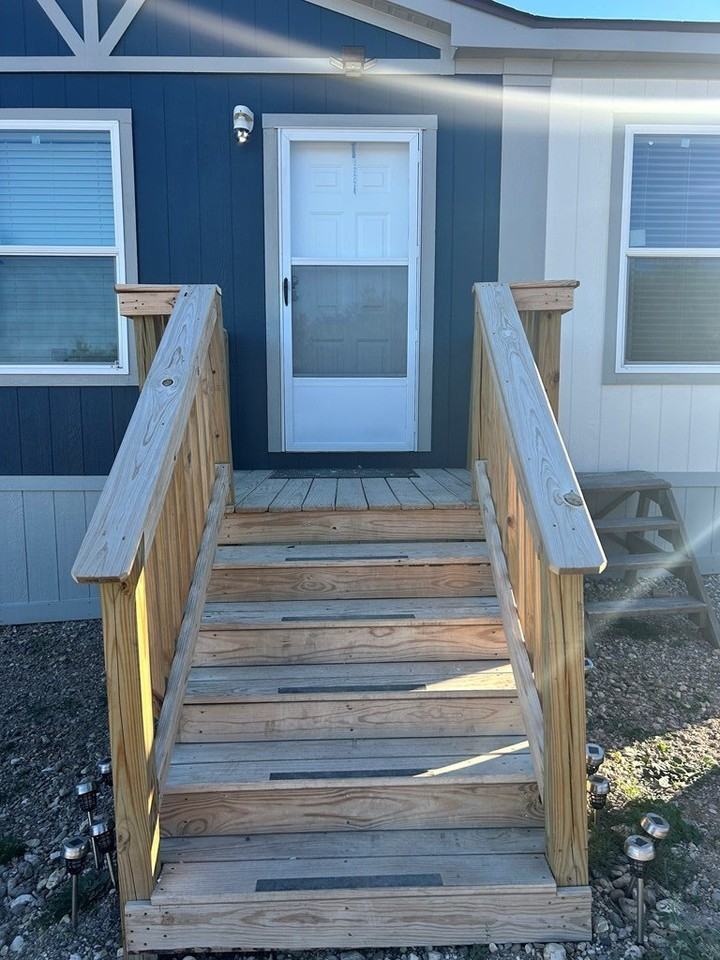 348 Remington Dr - Photo 6 of 33