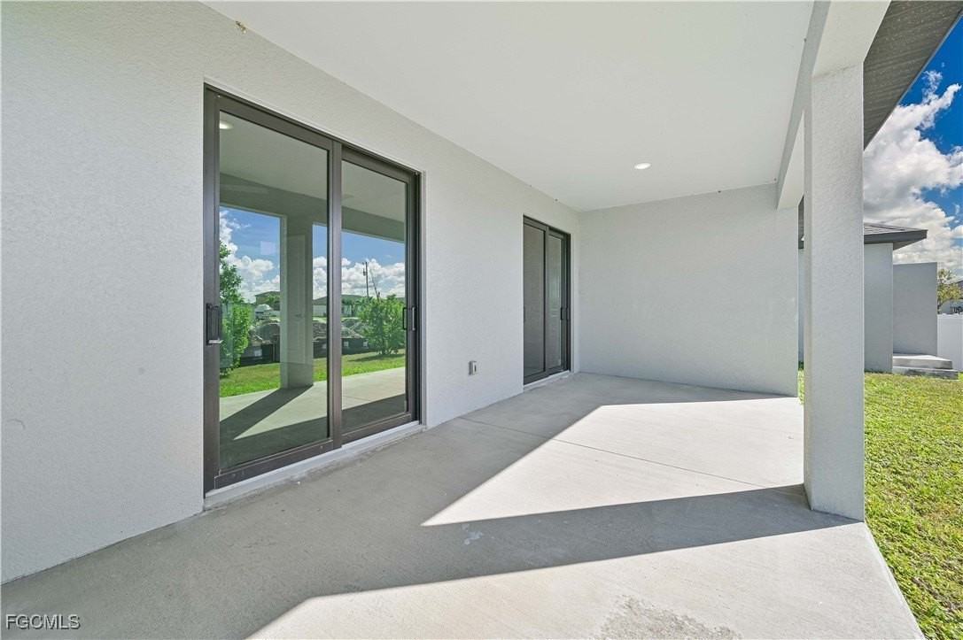 1638 Nw 36th Pl - Photo 4 of 22