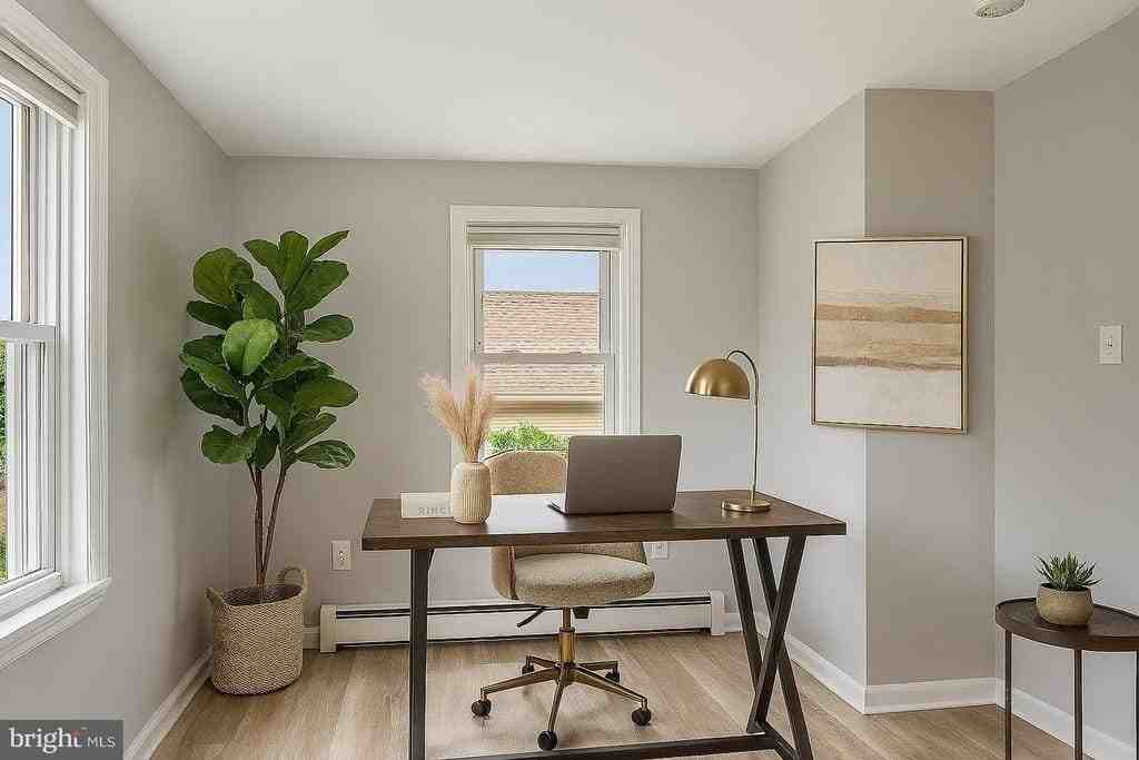 134 S Main St - Photo 5 of 50