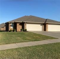 featured image of 6101 White Oak Cir