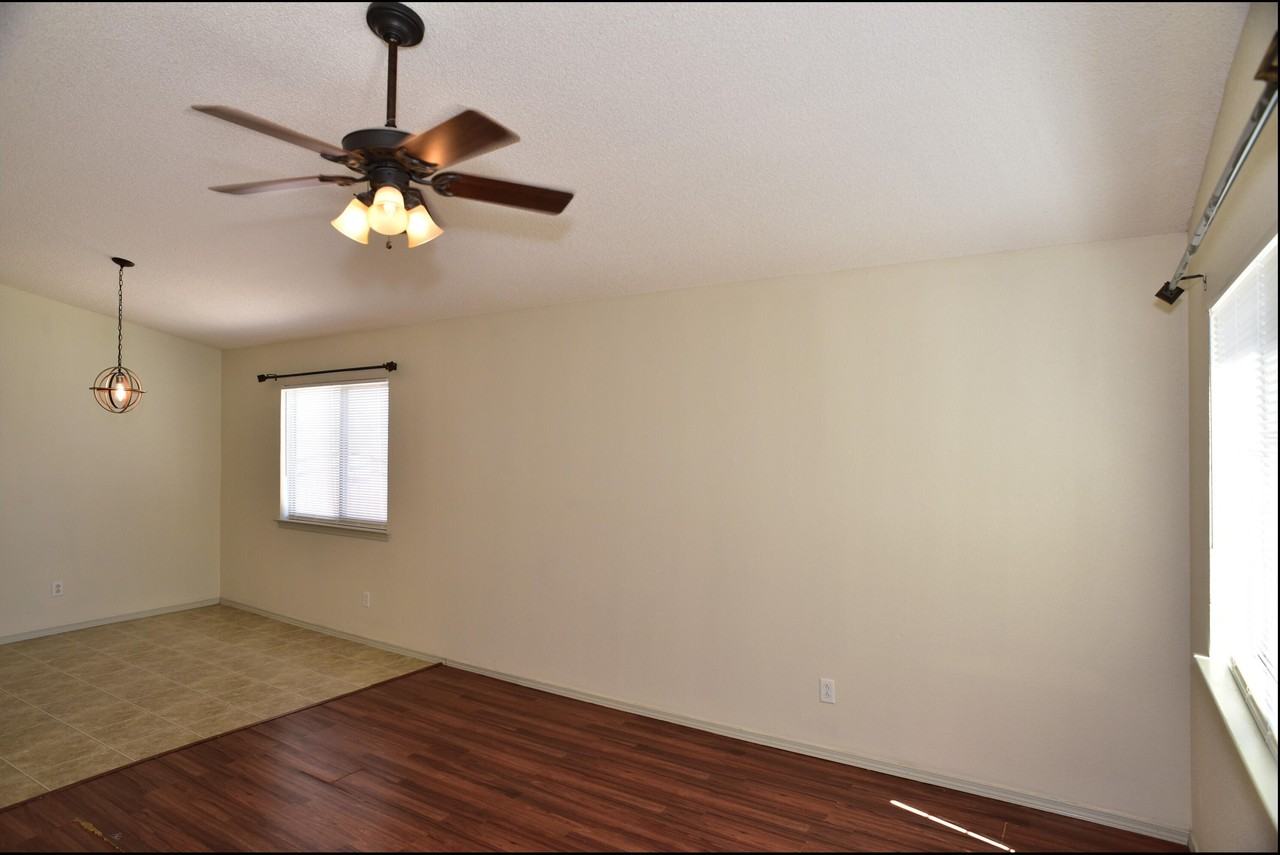 14325 Island Point Dr - Photo 6 of 43