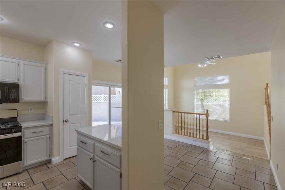 10382 Cherry Brook Street - Photo 5 of 43