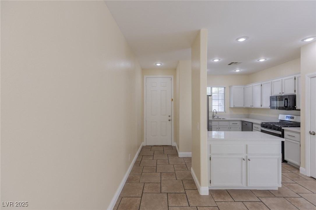 10382 Cherry Brook Street - Photo 6 of 43