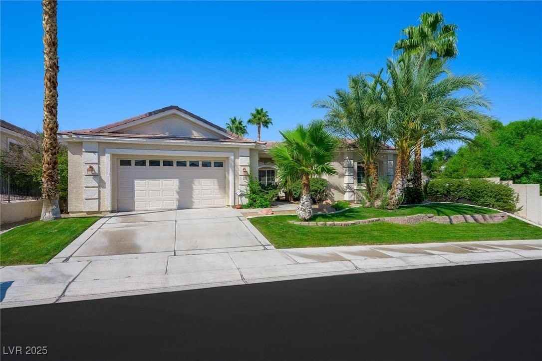 10720 Elm Ridge Ave - Photo 3 of 50