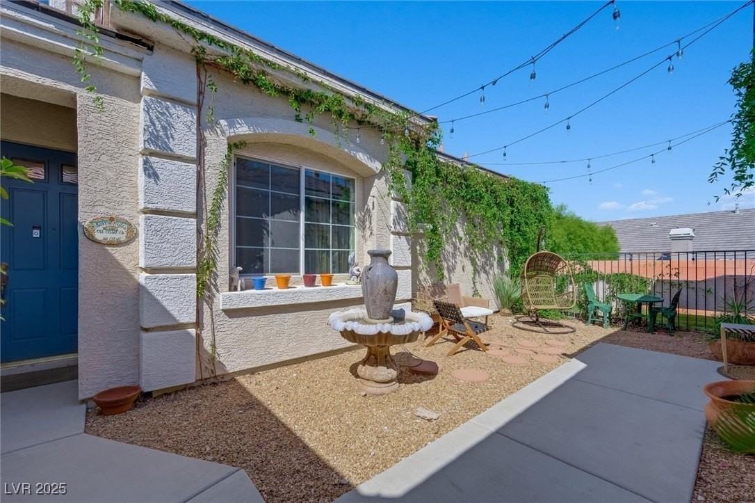 10720 Elm Ridge Ave - Photo 4 of 50