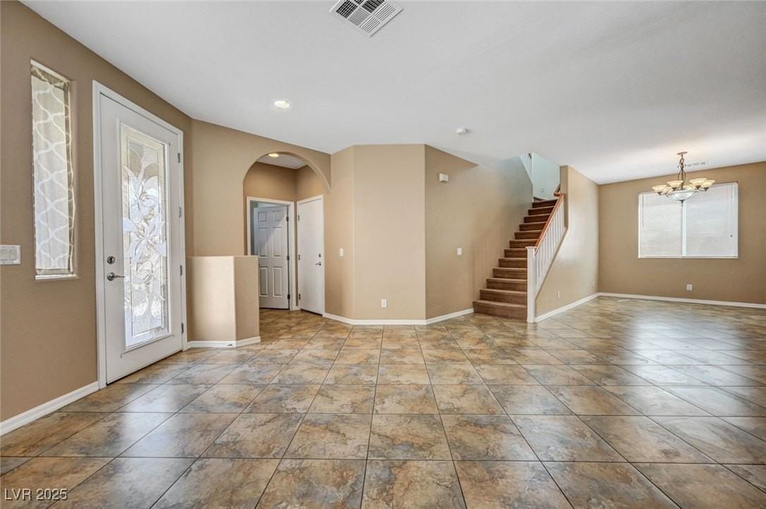 569 Newberry Springs Dr - Photo 6 of 50