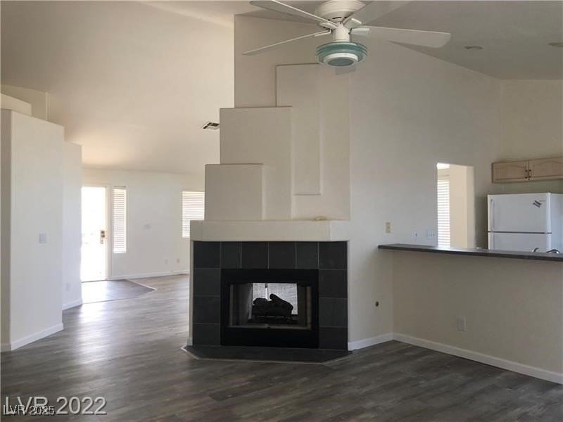 838 Rusty Anchor Way - Photo 6 of 18