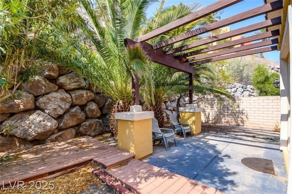 11 Cerchio Basso - Photo 4 of 16