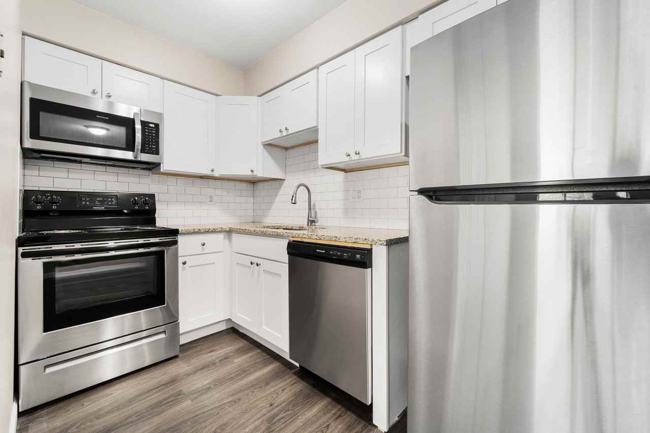 Huron River Allen Park - Photo 2 of 22