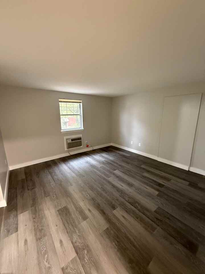 745 MAIN ST EDSON HOUSE - Photo 2 of 10