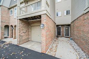 featured image of 2765 Barclay Way