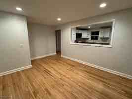 featured image of 2 Woodside Ave #1