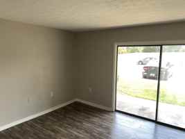 featured image of Ash Ave Ne