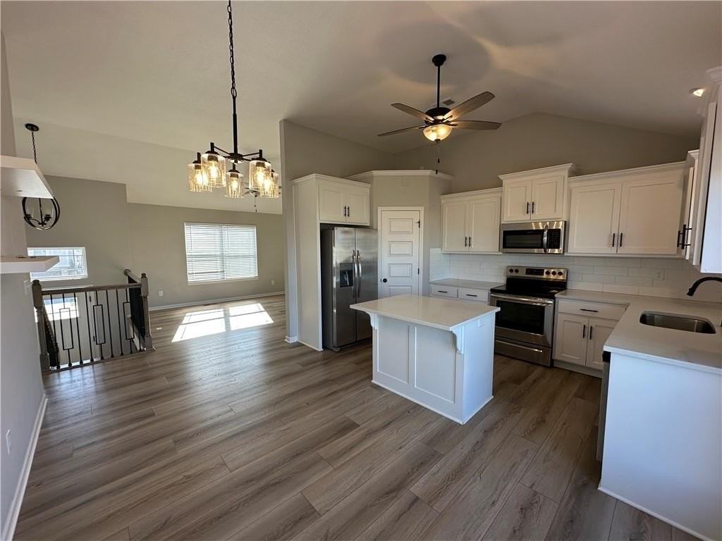 1004 Nw 3rd St - Photo 5 of 24