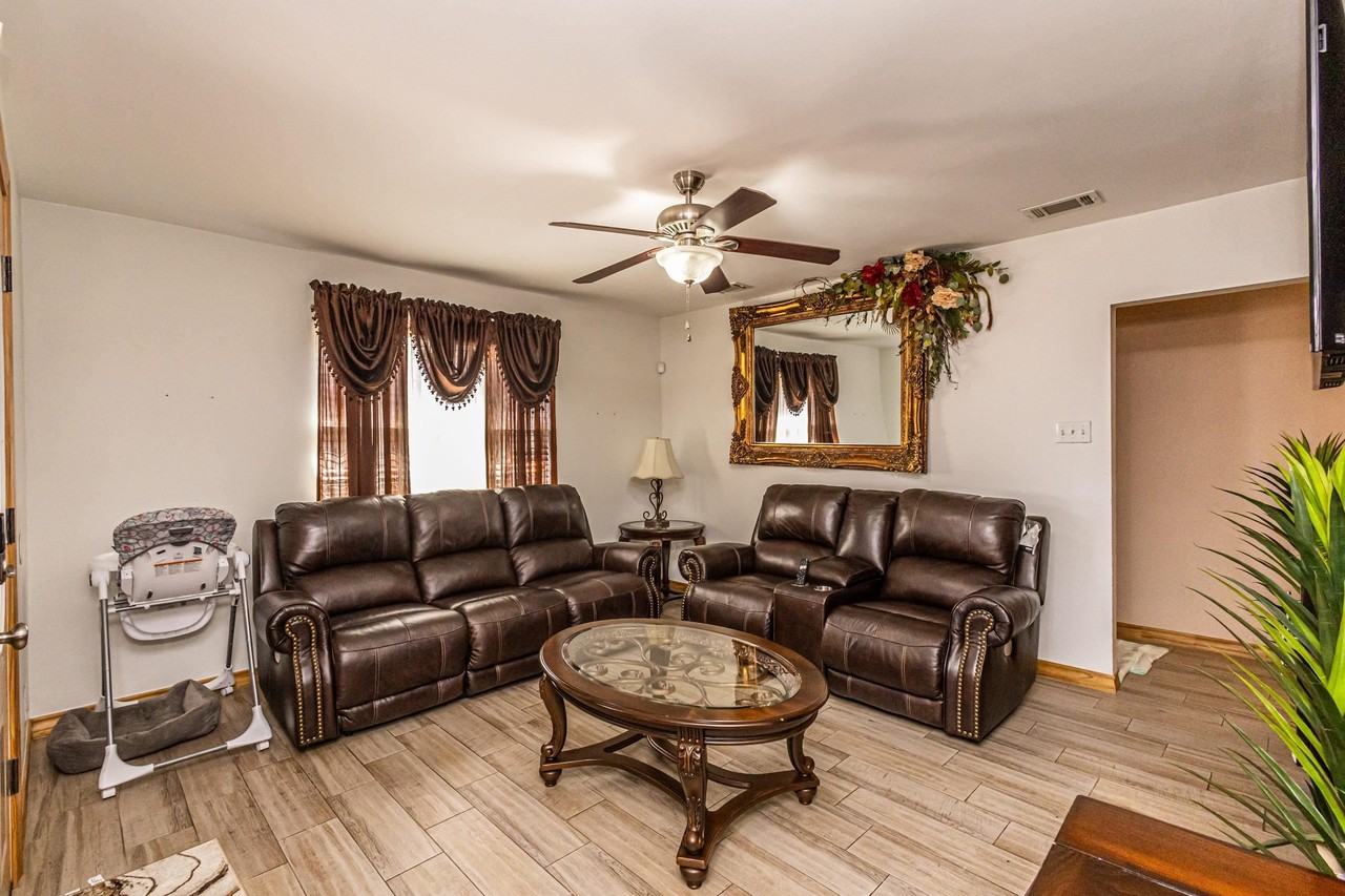 9618 Mallard Loop - Photo 7 of 30