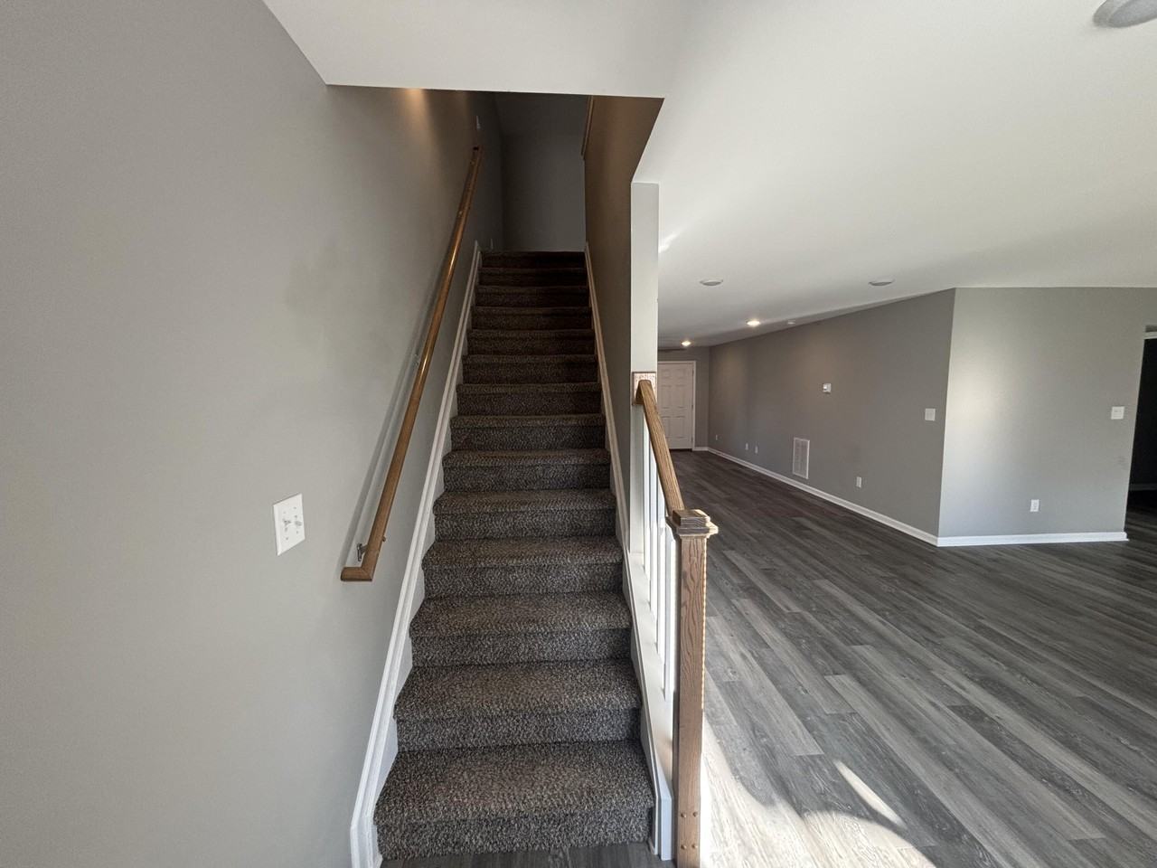 140 Landry Ln - Photo 6 of 17