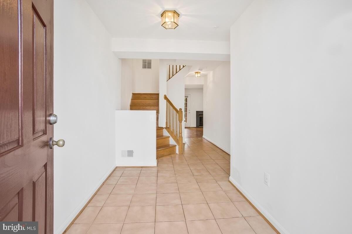 6308 Gray Sea Way - Photo 5 of 44