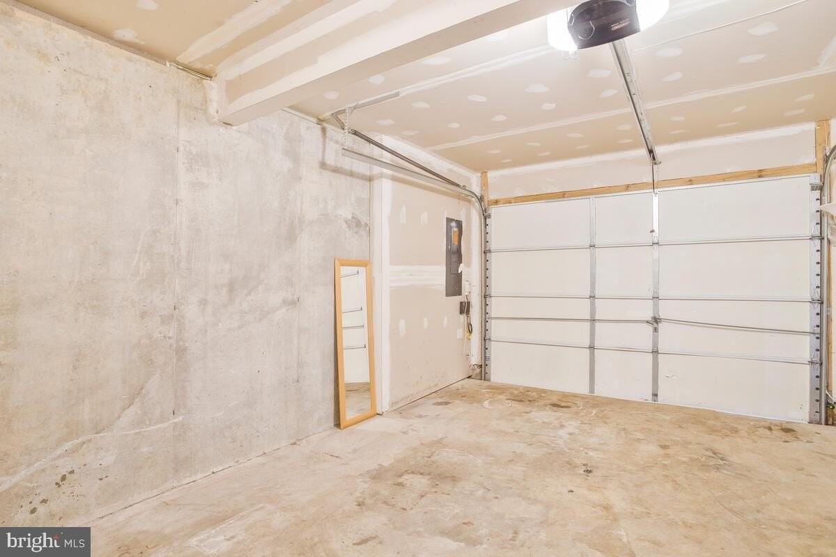 6308 Gray Sea Way - Photo 7 of 44