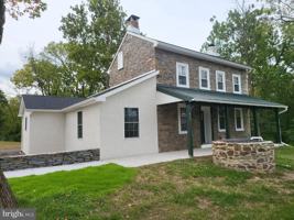 featured image of 607 N Trooper Rd