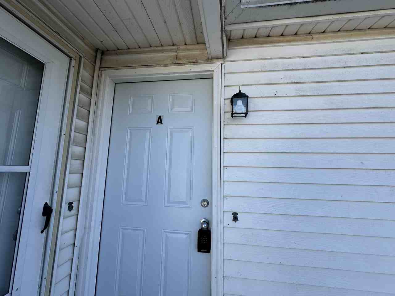 521 North High Street - Photo 2 of 8