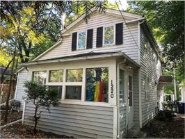 featured image of 1220 Pontiac Trail