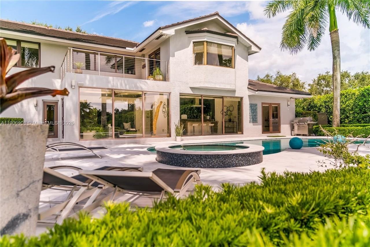 4242 Sw 107th Way - Photo 6 of 37