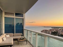 featured image of 100 South Pointe Drive #2201