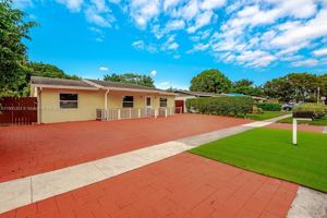 featured image of 401 Sw 76th Ter