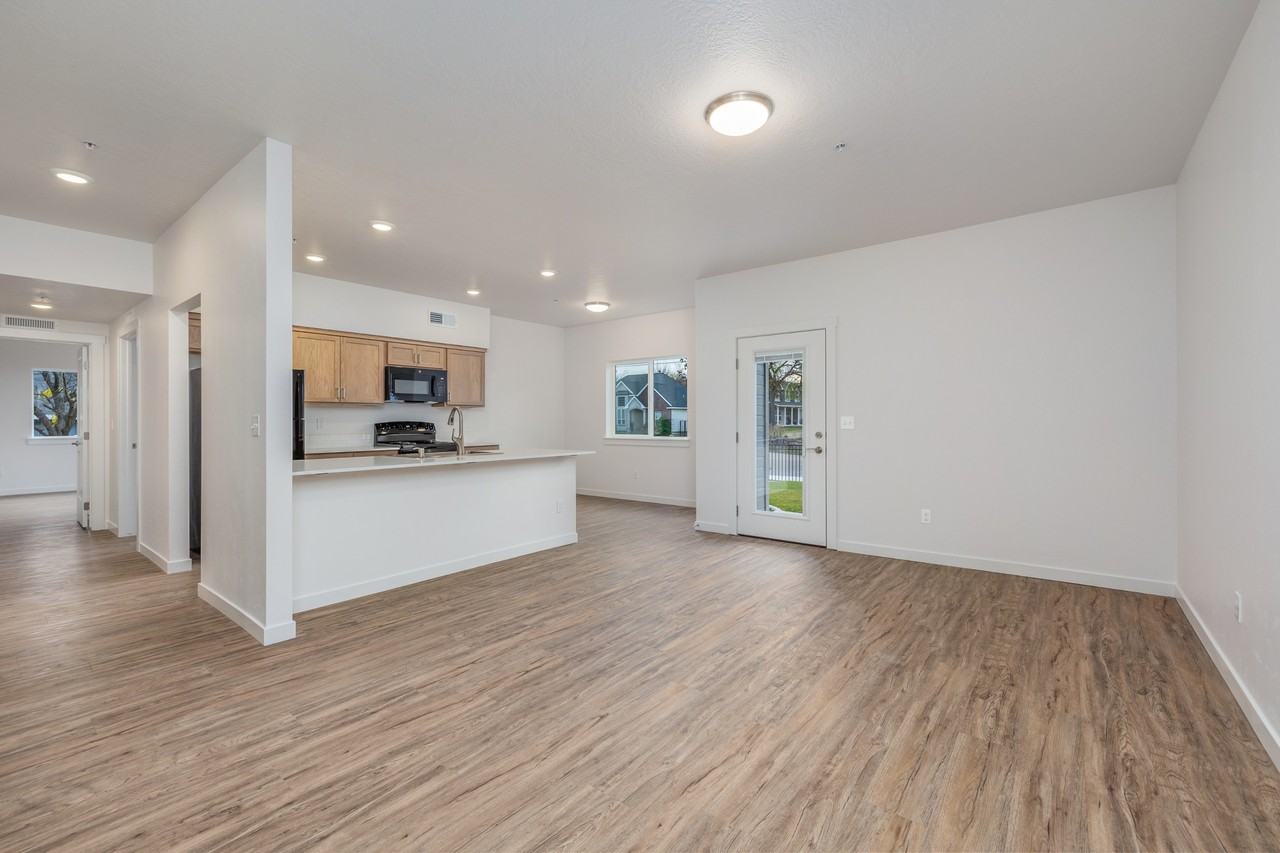 Starpointe on Logan - Photo 3 of 50