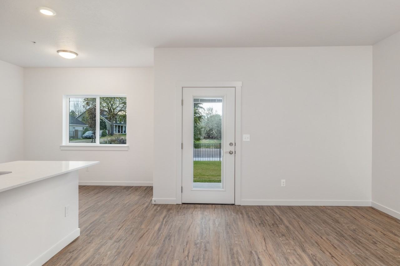 Starpointe on Logan - Photo 7 of 50