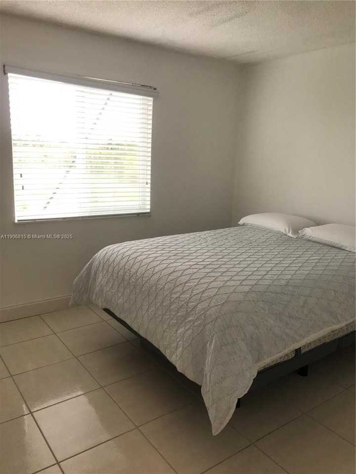 14830 Naranja Lakes Blvd #A2L - Photo 6 of 21