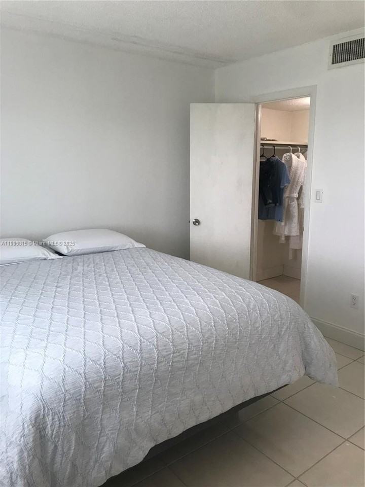 14830 Naranja Lakes Blvd #A2L - Photo 7 of 21