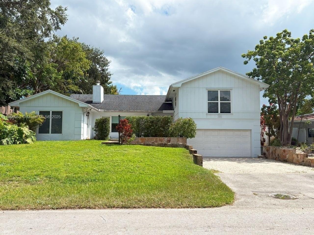 3330 Liberty St - Photo 2 of 11