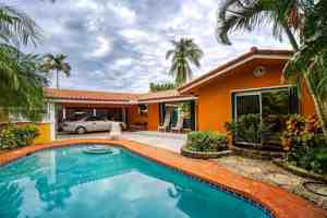 featured image of 1016 Ne 26th Ave #1016