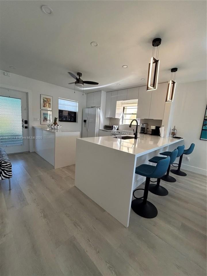 200 Berkley Rd #113 - Photo 4 of 36