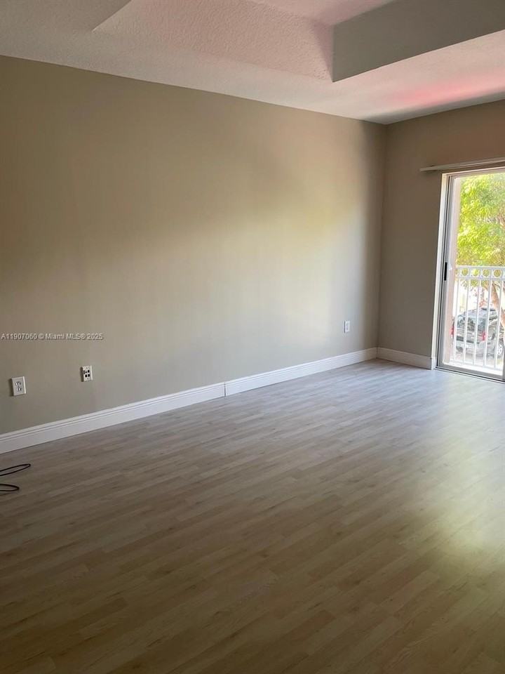 5641 Nw 112th Ct #0 - Photo 6 of 17