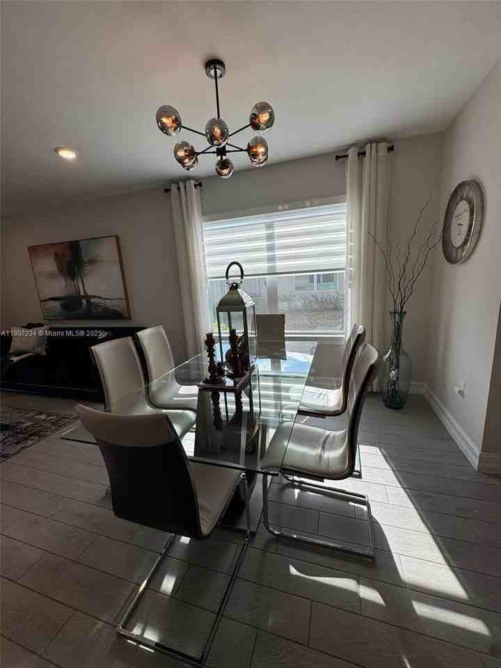 44448 Palm Frond Dr - Photo 6 of 13