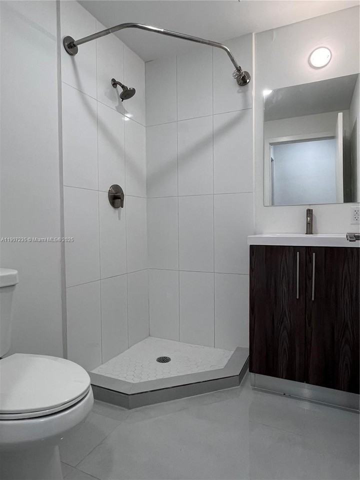 14559 Sw 261st St #14559 - Photo 2 of 15