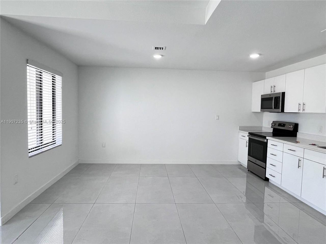 14559 Sw 261st St #14559 - Photo 7 of 15