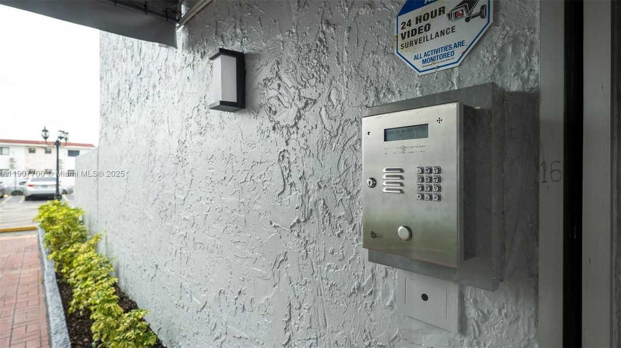 750 Nw 43rd Ave #308 - Photo 6 of 31