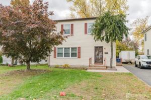 featured image of 596 4th Ave