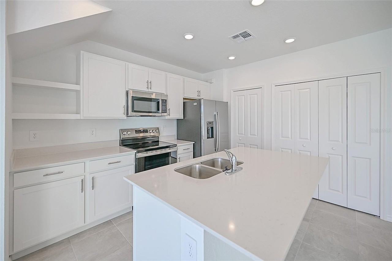 14346 Lilac Sky Ter - Photo 5 of 33